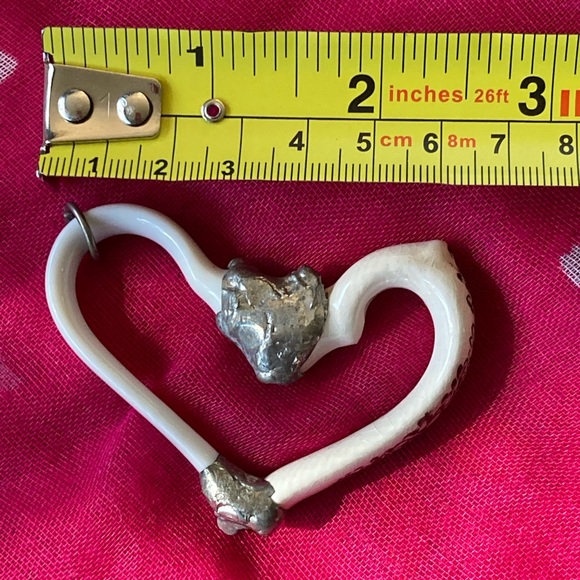 Heart pendant made of 2 tea ☕️ cup handles - Picture 4 of 6